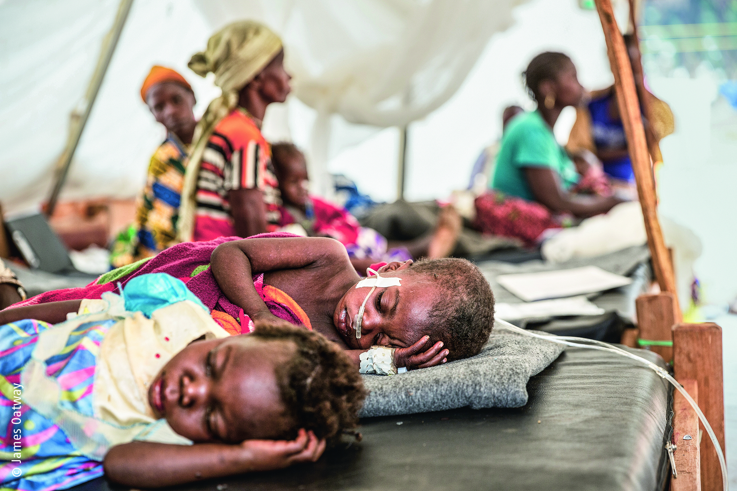 MSF Intervention contre la rougeole Baboua : Marceline et Christ